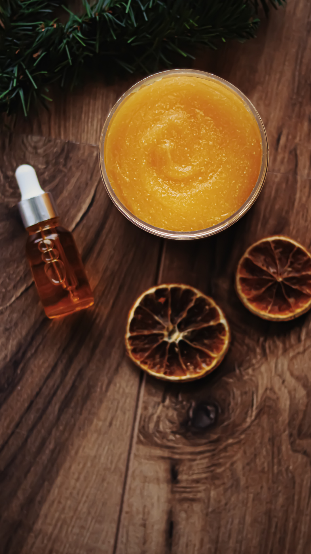 Brightening Turmeric Scrub